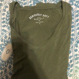 Aeropostale v neck